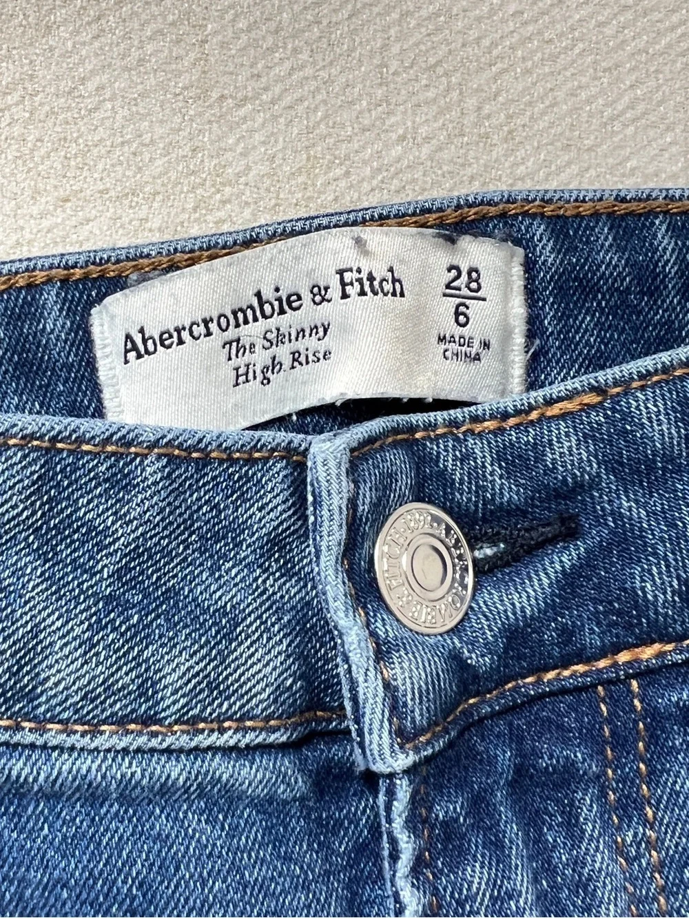 A&F The Skinny High Rise Jeans Size 28/6 Distressed Raw Hem Ankle